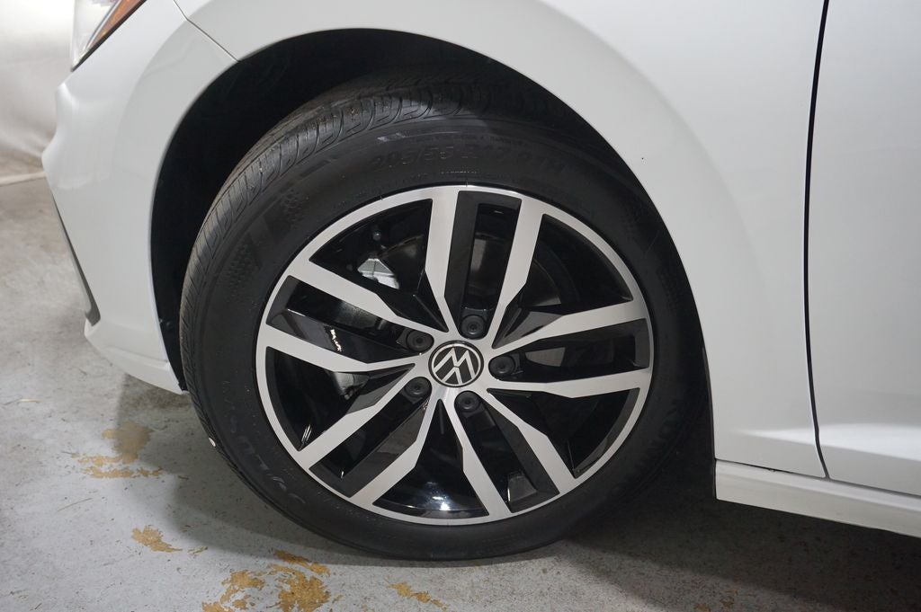 2025 Volkswagen Jetta 1.5T SE