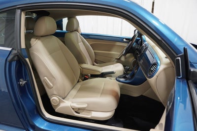 2018 Volkswagen Beetle 2.0T SE