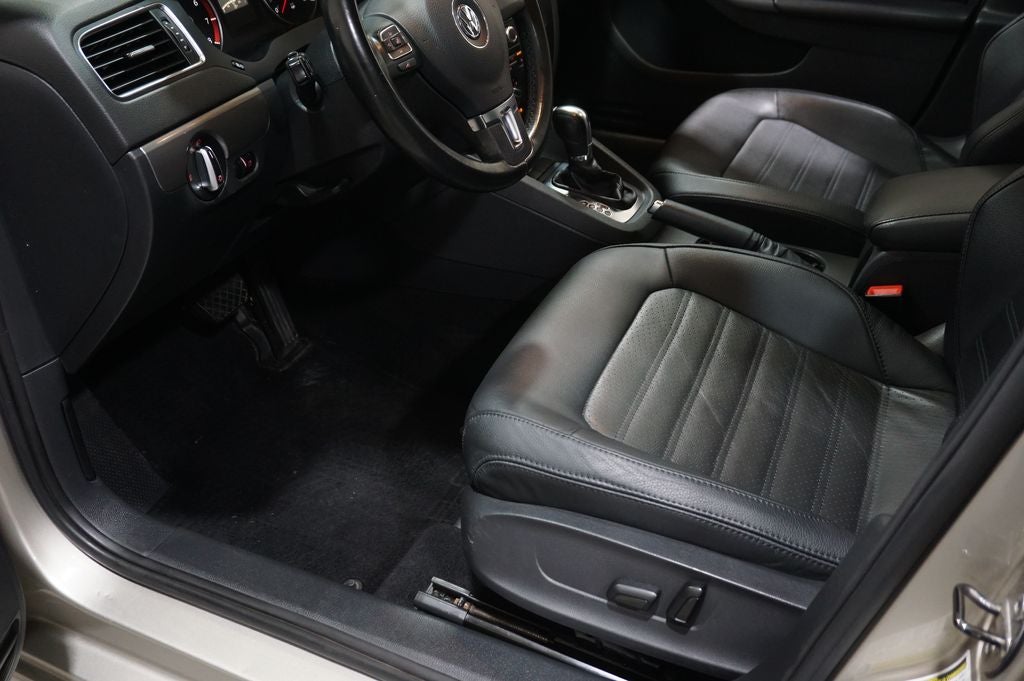 2013 Volkswagen Jetta SEL 2.5