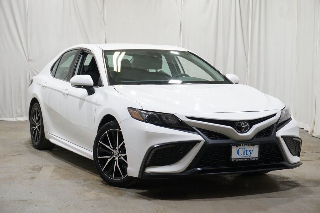 2023 Toyota Camry SE AWD