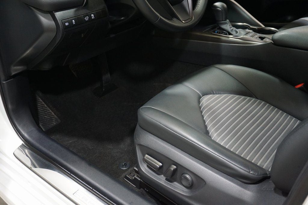 2023 Toyota Camry SE AWD