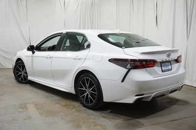 2023 Toyota Camry SE AWD