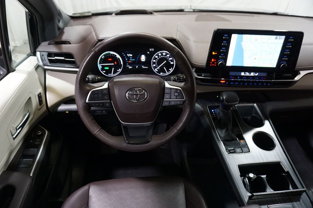 2023 Toyota Sienna Platinum 7 Passenger