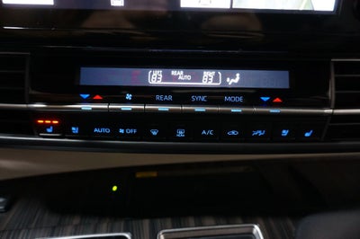 2023 Toyota Sienna Platinum 7 Passenger