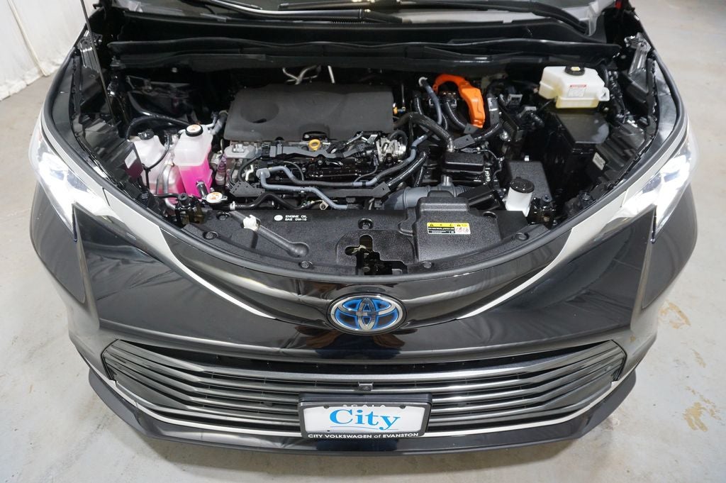 2023 Toyota Sienna Platinum 7 Passenger