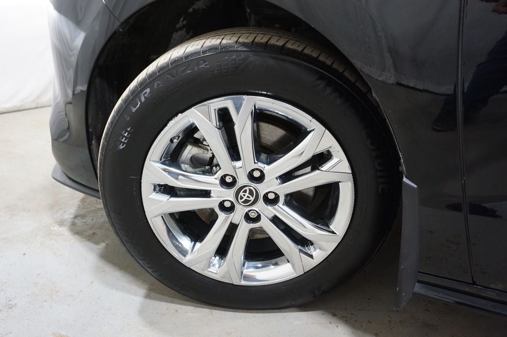 2023 Toyota Sienna Platinum 7 Passenger