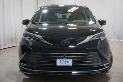2023 Toyota Sienna Platinum 7 Passenger