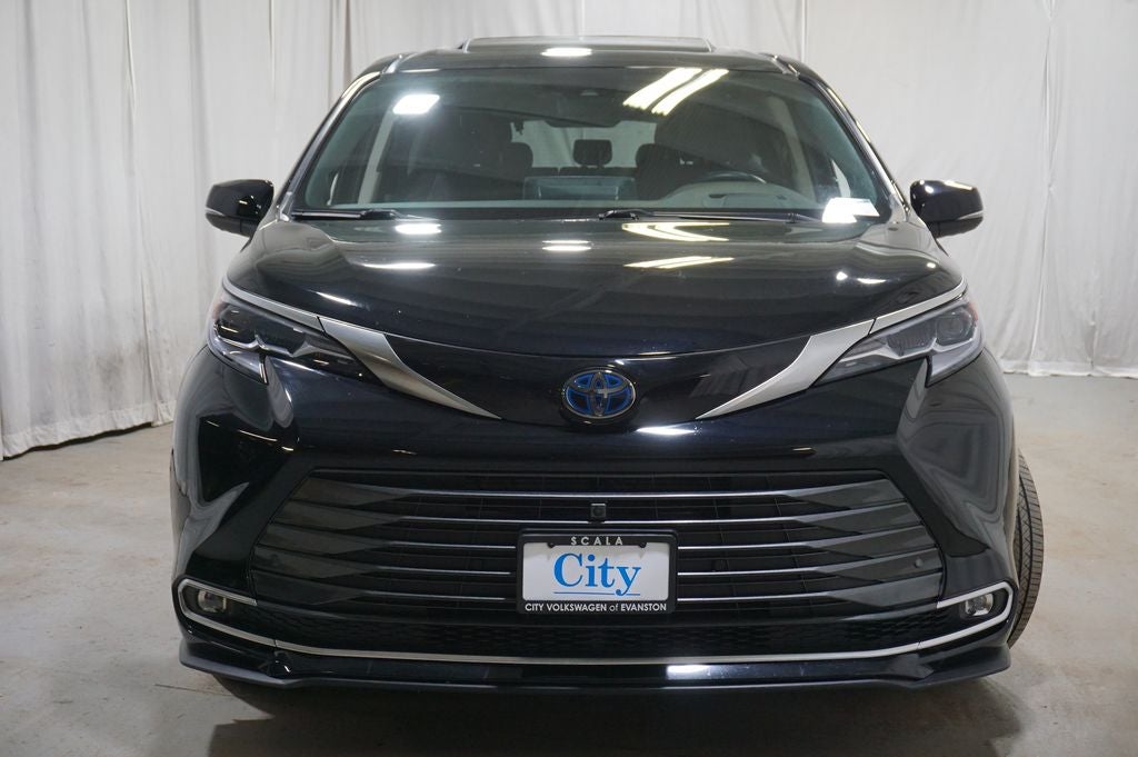 2023 Toyota Sienna Platinum 7 Passenger