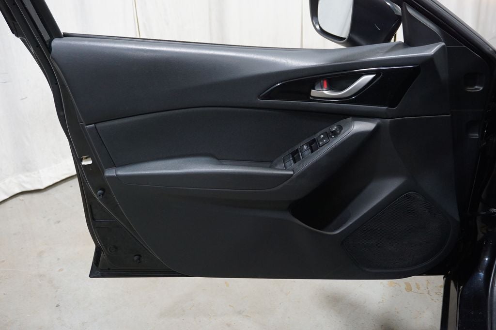 2015 Mazda Mazda3 i Touring