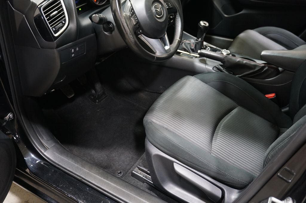 2015 Mazda Mazda3 i Touring