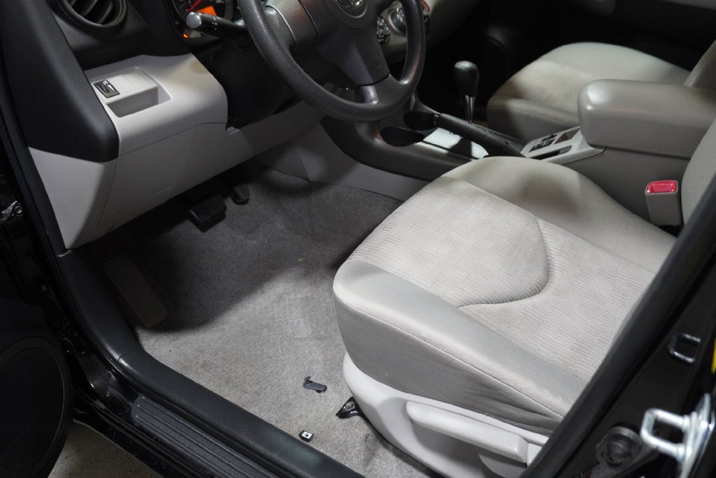 2009 Toyota RAV4 Base