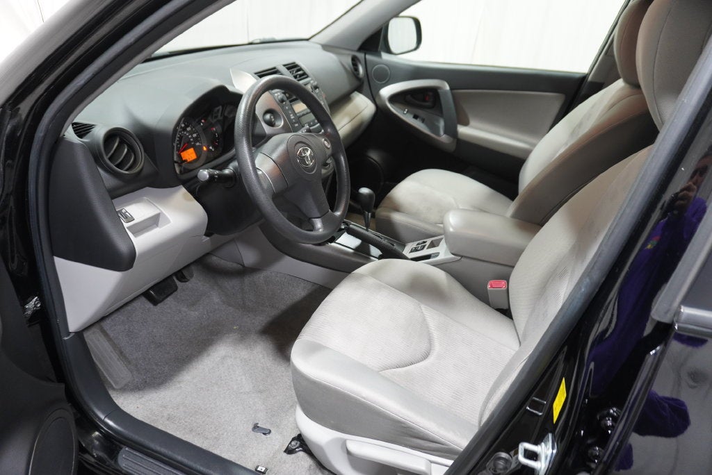 2009 Toyota RAV4 Base