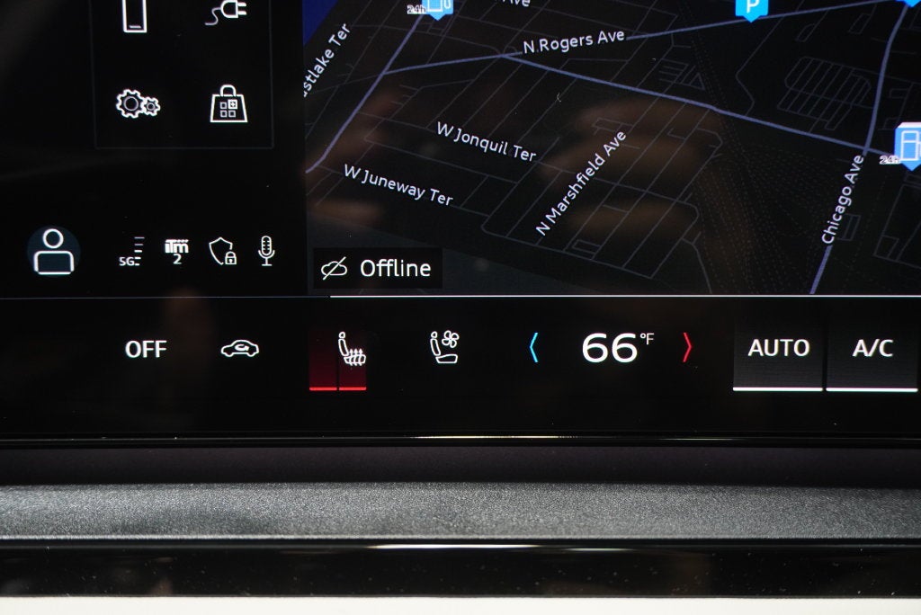 2025 Audi Q6 e-tron Premium Plus
