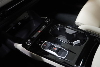 2025 Audi Q6 e-tron Premium Plus