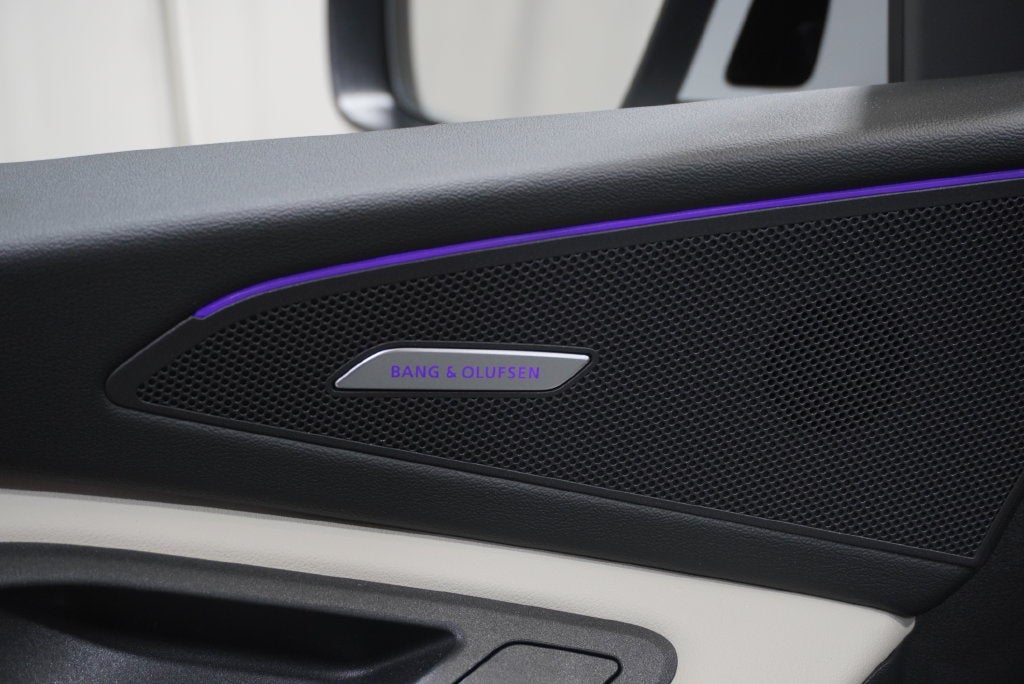 2025 Audi Q6 e-tron Premium Plus