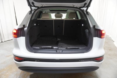 2025 Audi Q6 e-tron Premium Plus