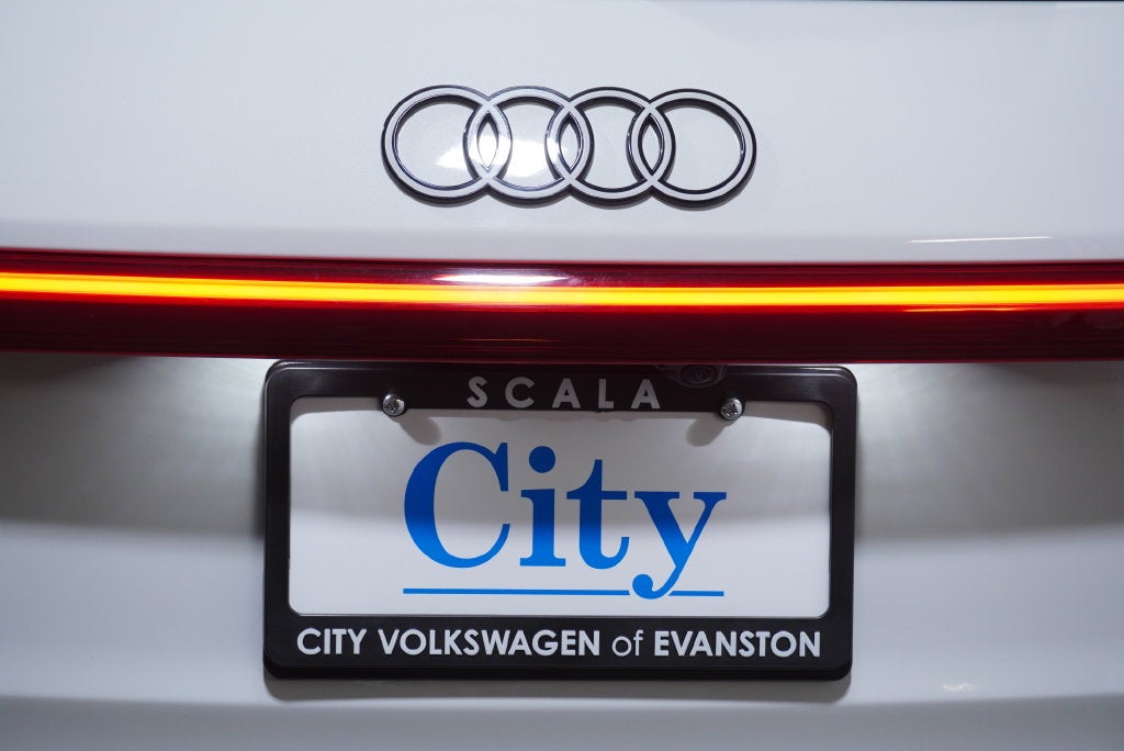 2025 Audi Q6 e-tron Premium Plus