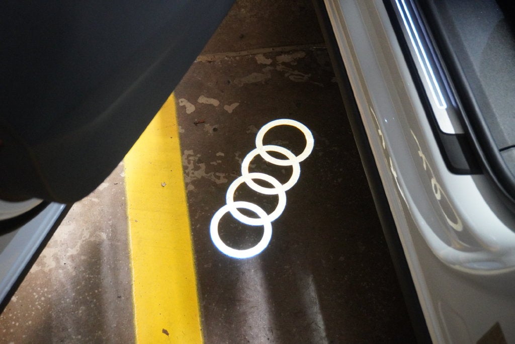 2025 Audi Q6 e-tron Premium Plus