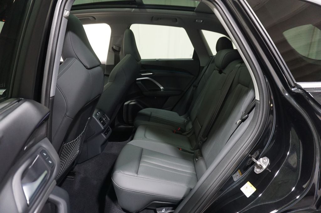 2025 Audi Q5 2.0T Prestige quattro
