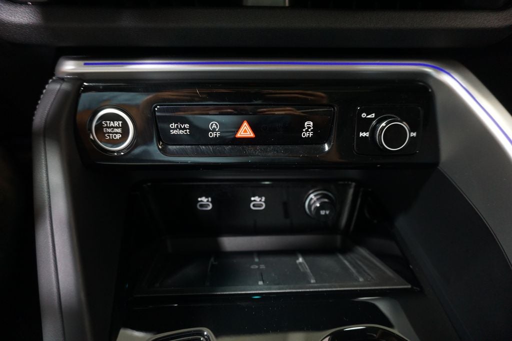 2025 Audi Q5 2.0T Prestige quattro