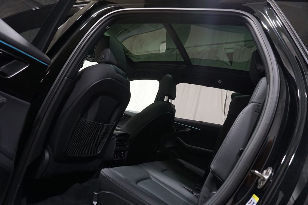 2025 Audi Q7 45 Premium Plus quattro
