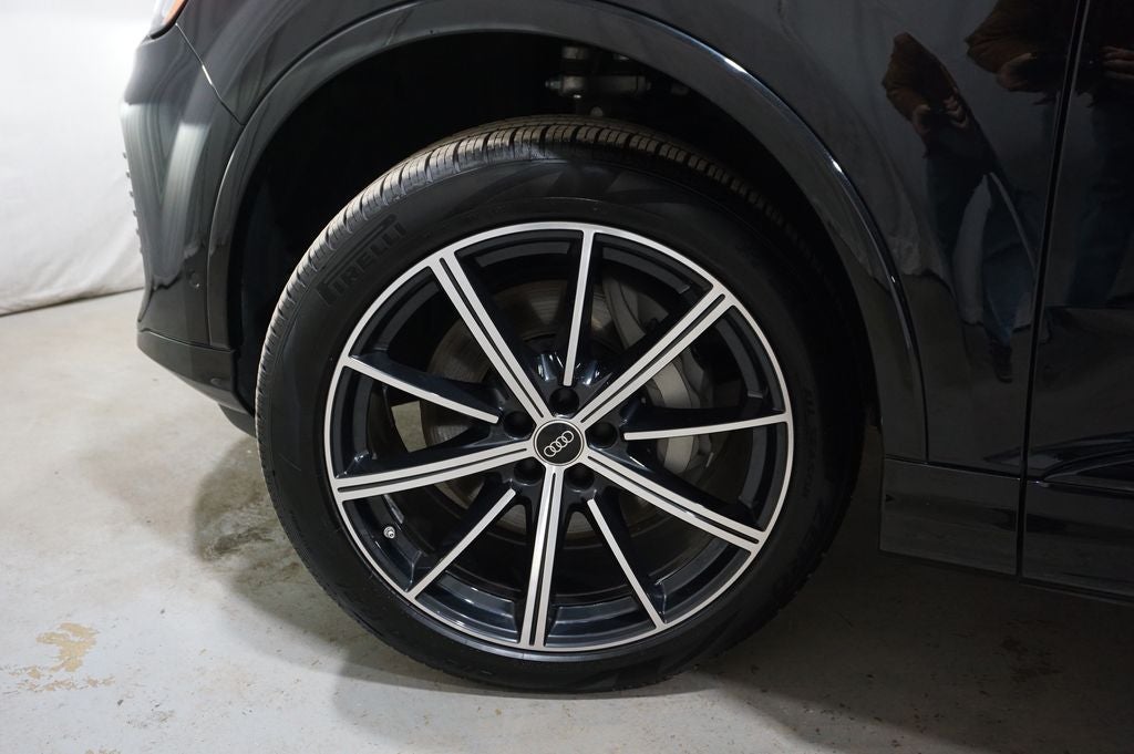 2025 Audi Q7 45 Premium Plus quattro