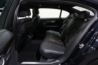 2022 BMW 7 Series 750i xDrive