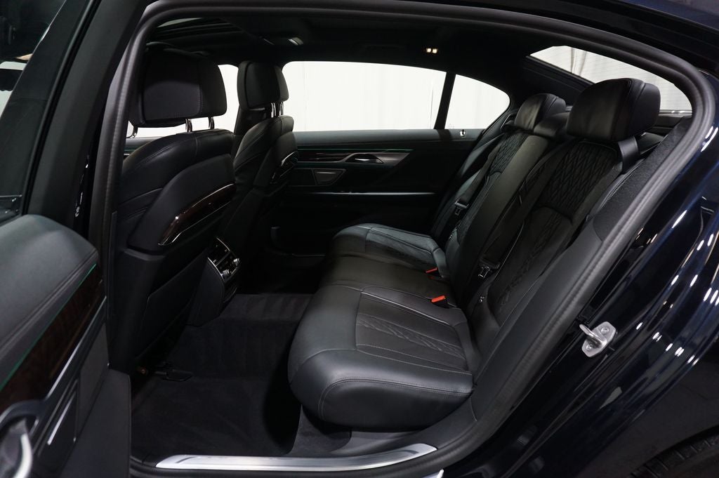2022 BMW 7 Series 750i xDrive