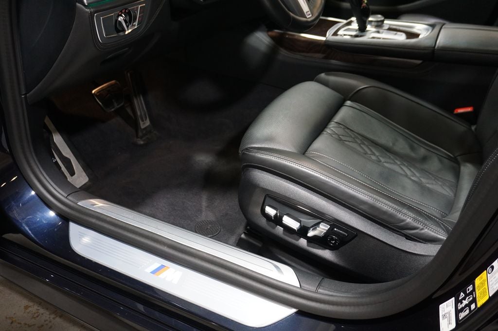 2022 BMW 7 Series 750i xDrive