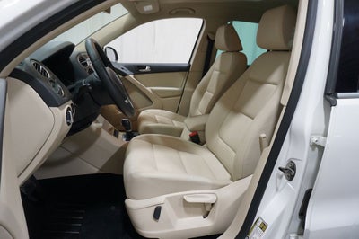 2011 Volkswagen Tiguan SE 4Motion
