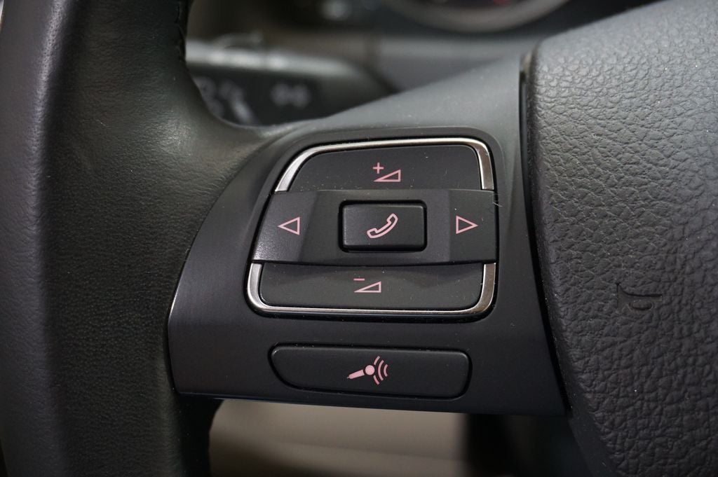 2011 Volkswagen Tiguan SE 4Motion