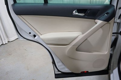 2011 Volkswagen Tiguan SE 4Motion