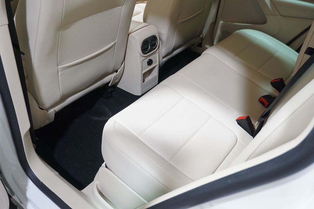 2011 Volkswagen Tiguan SE 4Motion