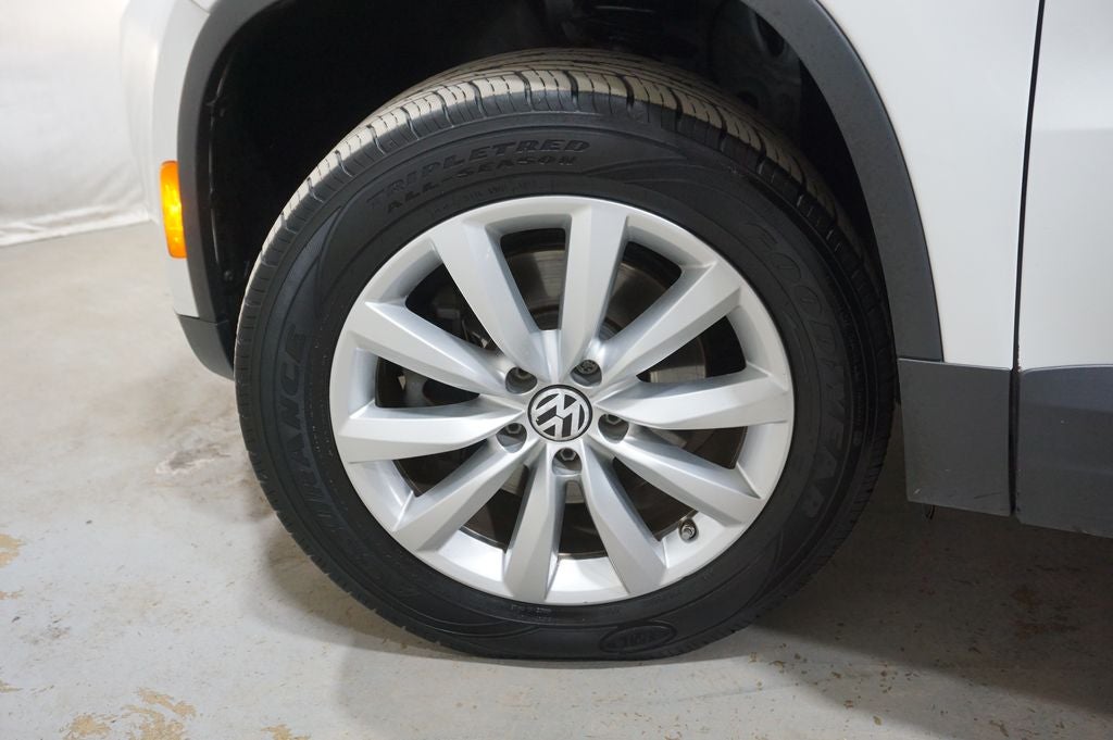 2011 Volkswagen Tiguan SE 4Motion