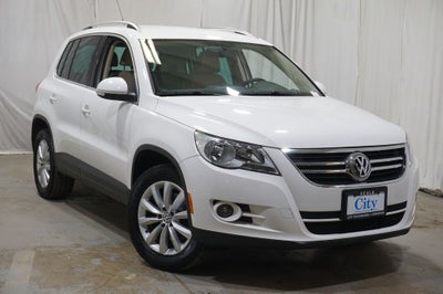 2011 Volkswagen Tiguan SE 4Motion