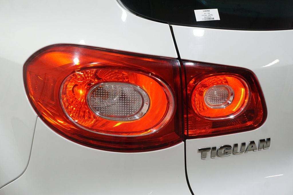 2011 Volkswagen Tiguan SE 4Motion