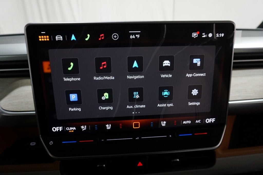 2025 Volkswagen ID. Buzz PRO S PLUS AWD