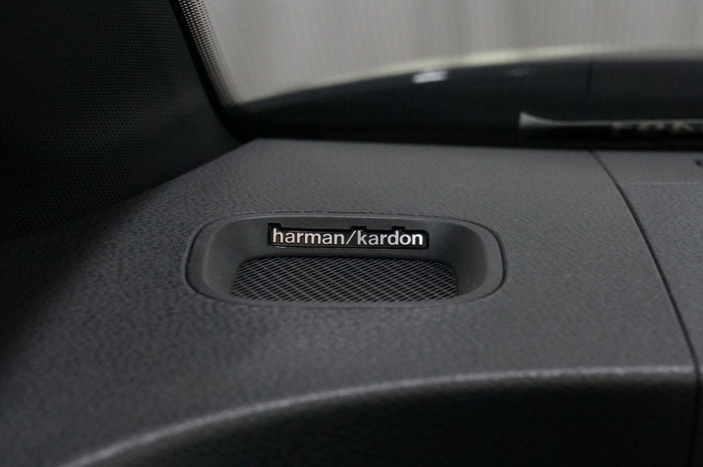 2025 Volkswagen ID. Buzz PRO S PLUS AWD