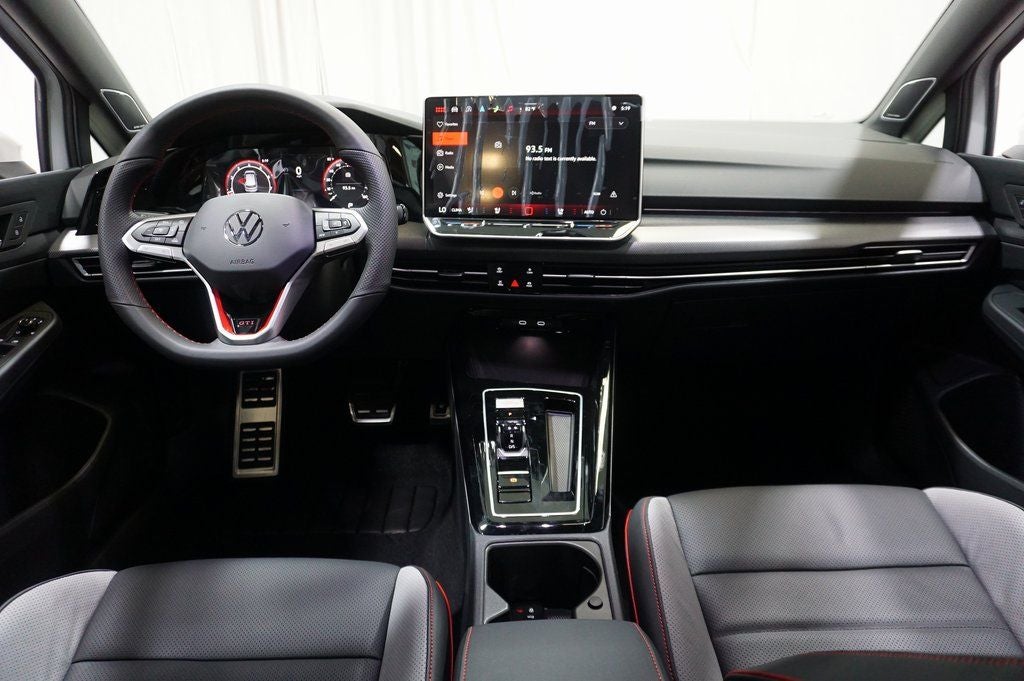 2025 Volkswagen Golf GTI 2.0T SE