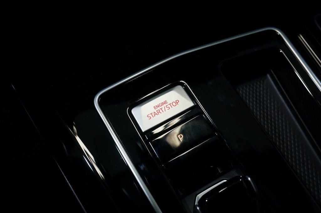 2025 Volkswagen Golf GTI 2.0T SE