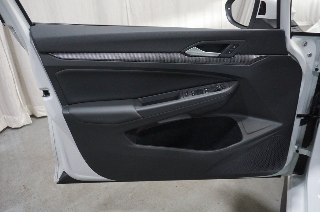 2025 Volkswagen Golf GTI 2.0T SE