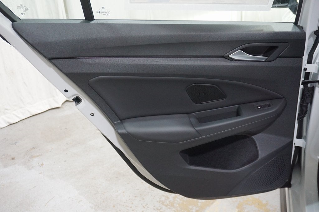 2025 Volkswagen Golf GTI 2.0T SE