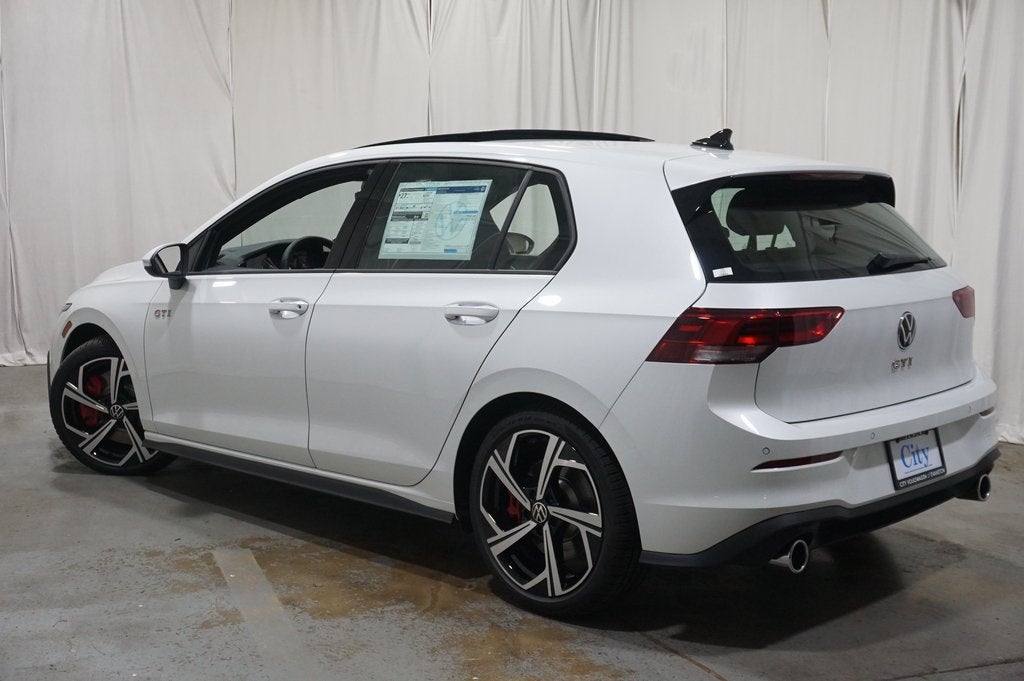 2025 Volkswagen Golf GTI 2.0T SE