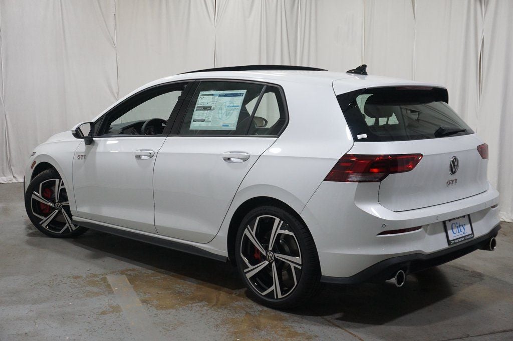 2025 Volkswagen Golf GTI 2.0T SE