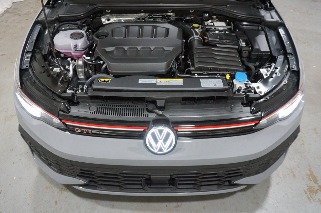 2025 Volkswagen Golf GTI 2.0T SE