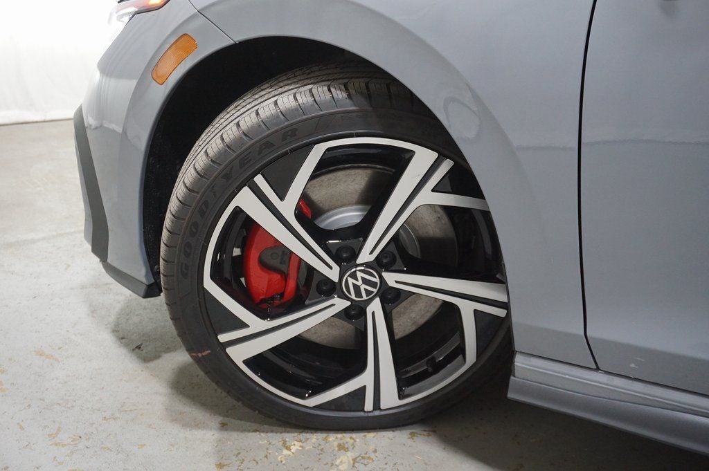 2025 Volkswagen Golf GTI 2.0T SE