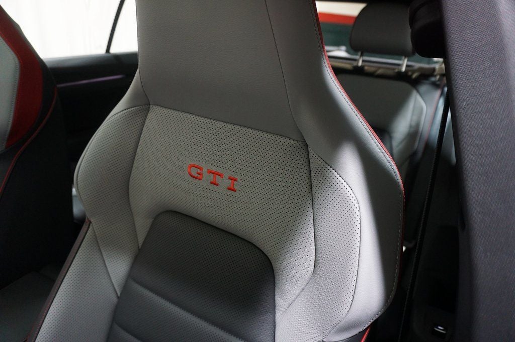 2026 Volkswagen Golf GTI 2.0T SE