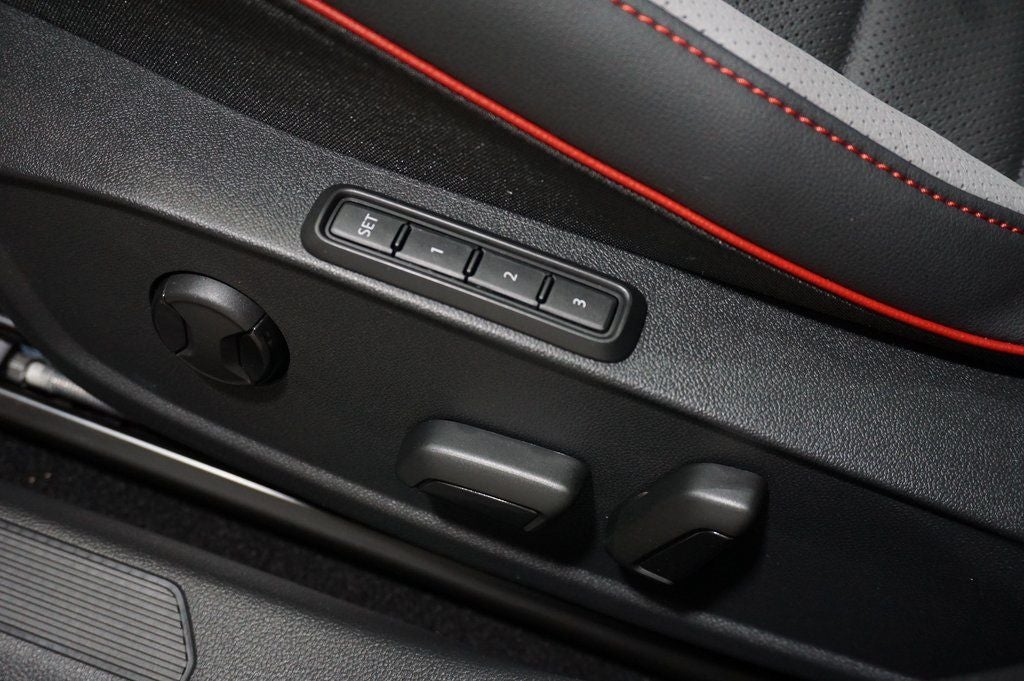 2026 Volkswagen Golf GTI 2.0T SE