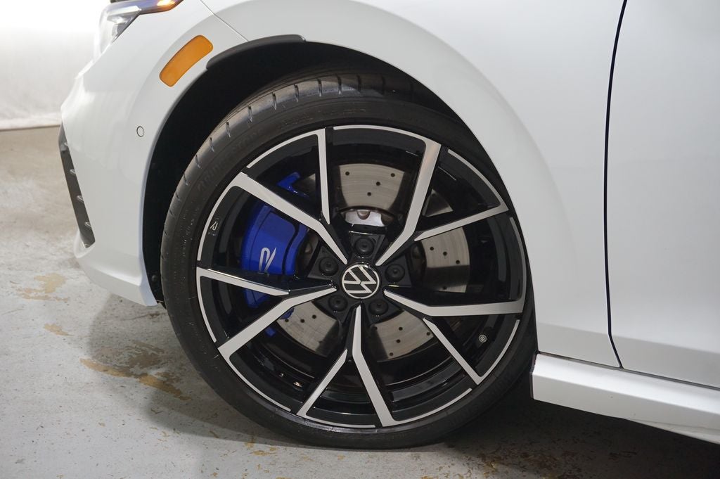 2024 Volkswagen Golf R 2.0T