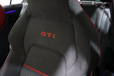 2025 Volkswagen Golf GTI 2.0T SE